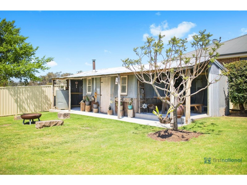 70 Myrtle Creek Avenue, Tahmoor NSW 2573