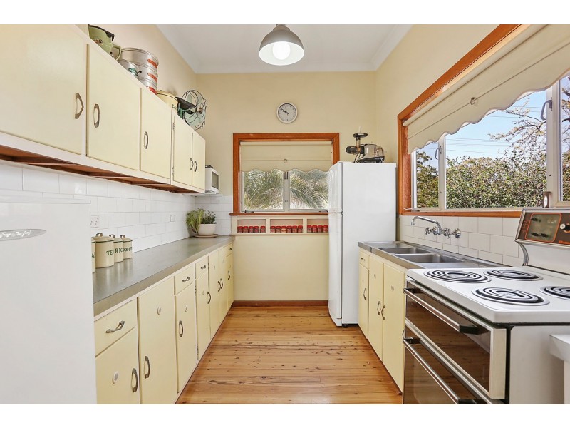 11 Struan Street, Tahmoor NSW 2573