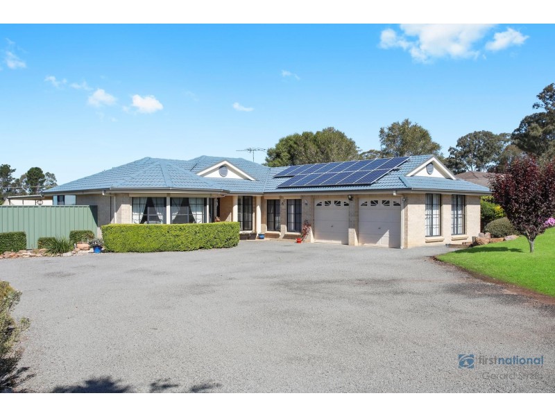 43 Hogans Drive, Bargo NSW 2574