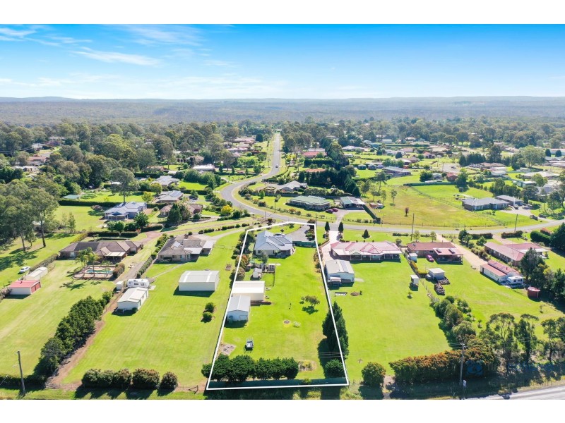 43 Hogans Drive, Bargo NSW 2574