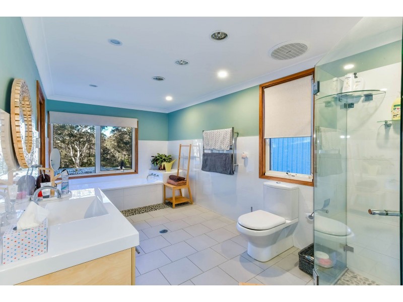 9 Mitchell Place, Douglas Park NSW 2569