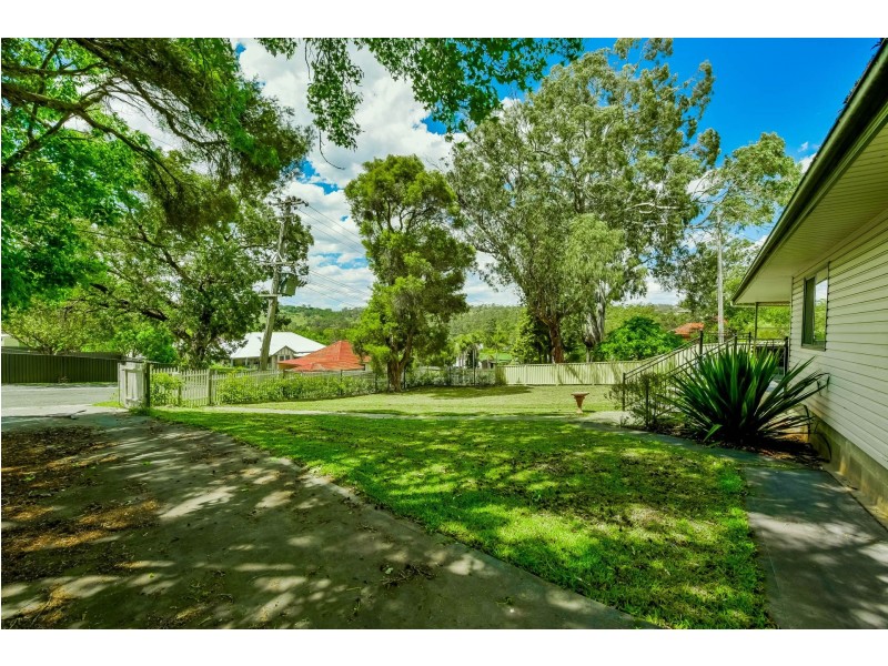 3 Prince Street, Picton NSW 2571