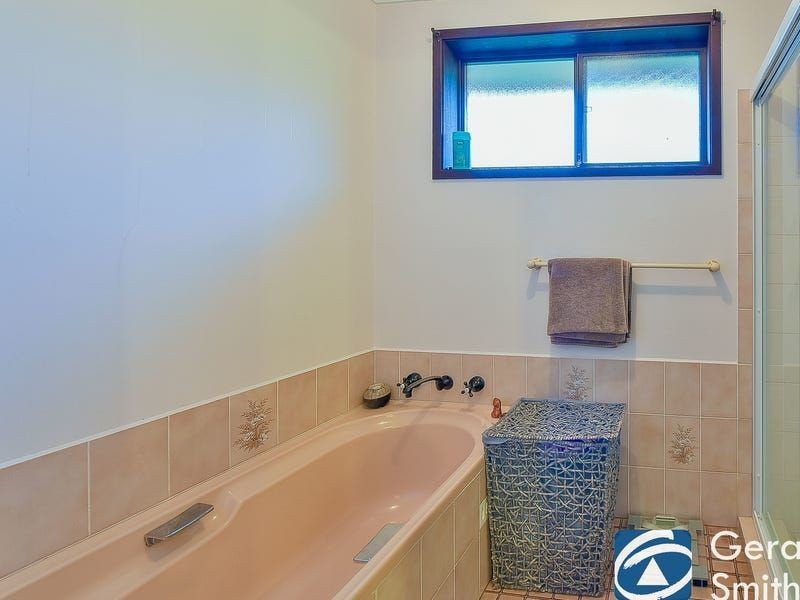 105 Rita St, Thirlmere NSW 2572