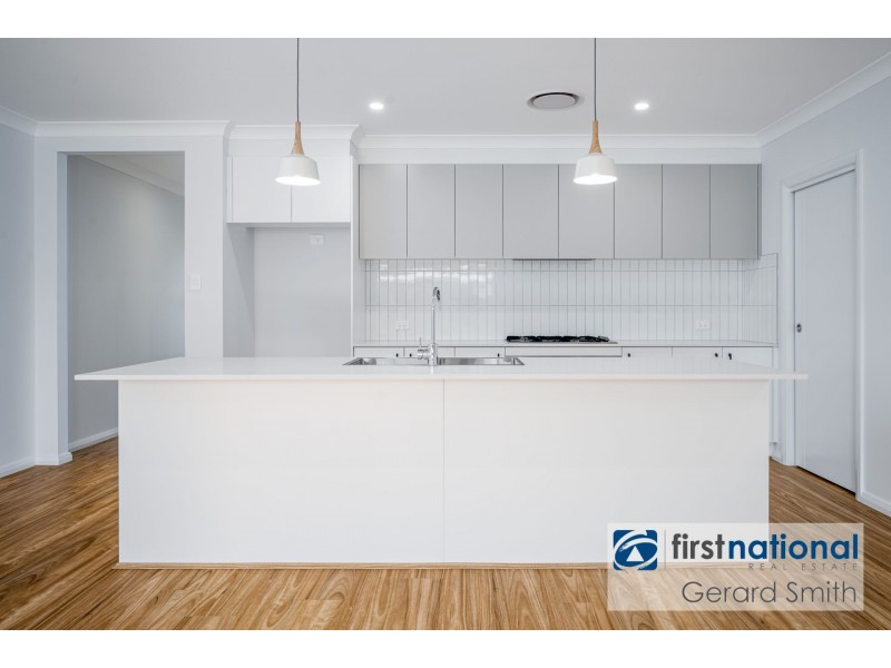 3 Yeovil Place, Tahmoor NSW 2573