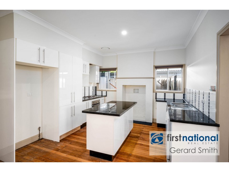 52 York St, Tahmoor NSW 2573