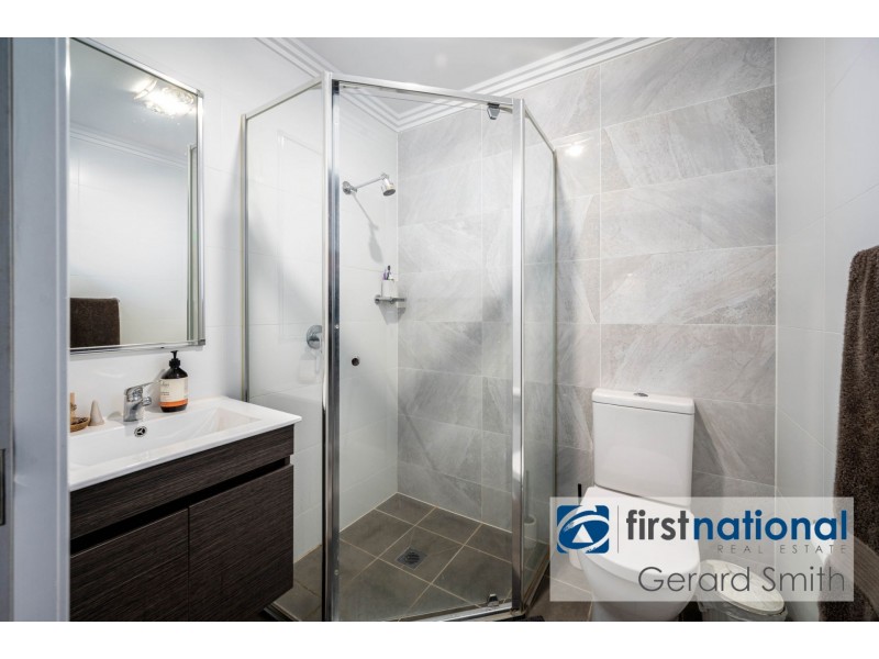 28/2 Wire Ln, Camden South NSW 2570