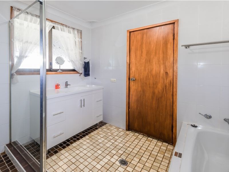 15 Hambridge Road, Bargo NSW 2574