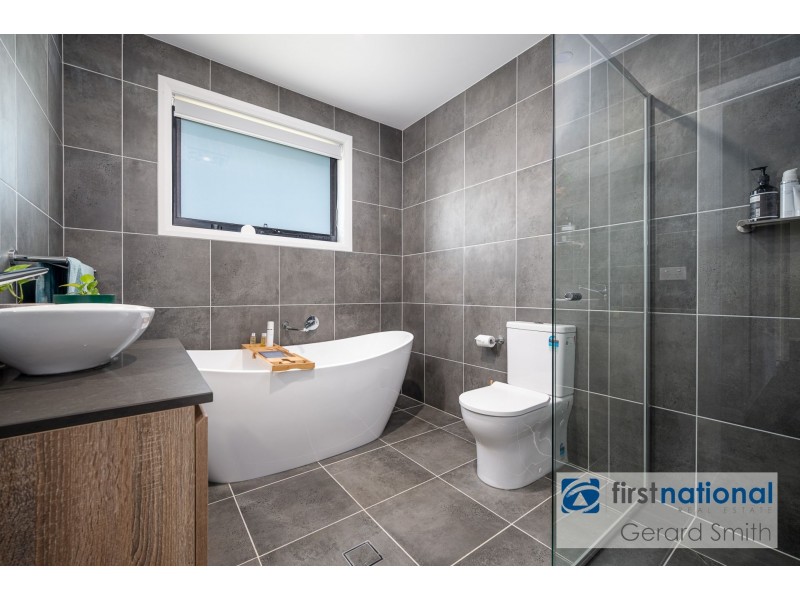 1 Gosbell St, Tahmoor NSW 2573