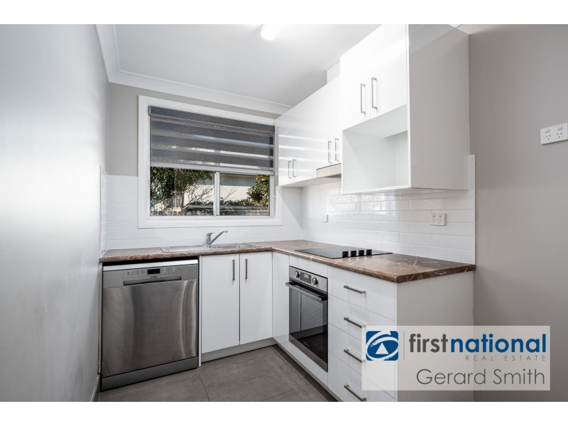 2/63 Oaks St, Thirlmere NSW 2572