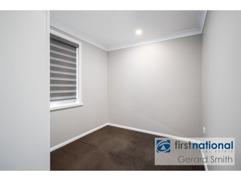 2/63 Oaks St, Thirlmere NSW 2572