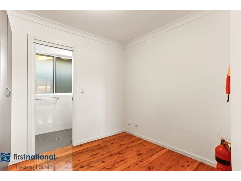 6/10 Menangle St W, Picton NSW 2571