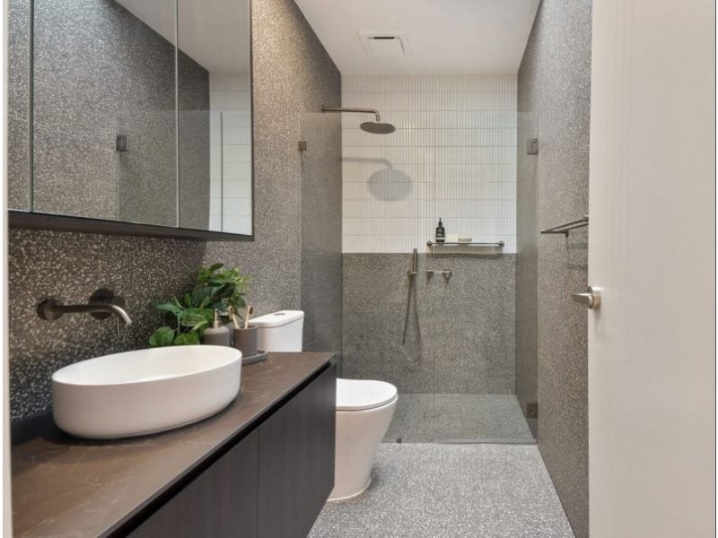 1B Silverton St, Gregory Hills NSW 2557