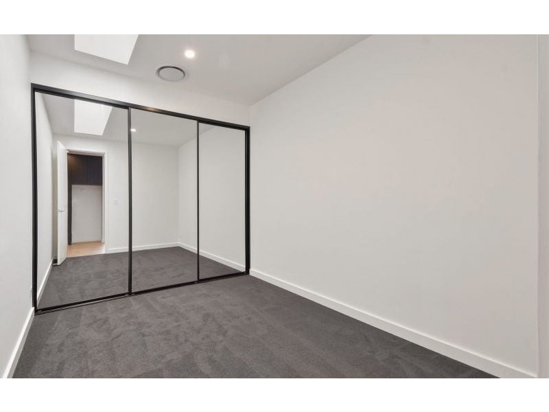 1B Silverton St, Gregory Hills NSW 2557