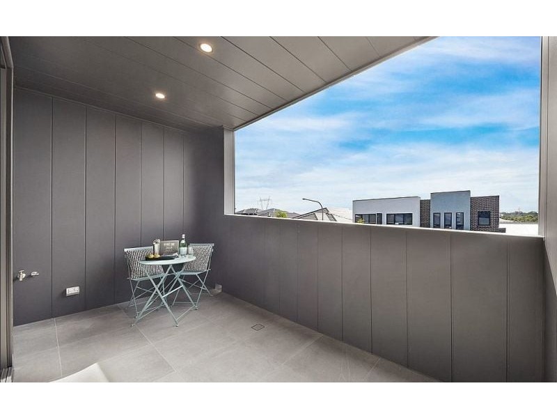 1B Silverton St, Gregory Hills NSW 2557