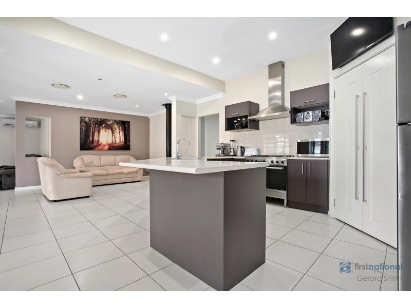 24 Park St, Tahmoor NSW 2573