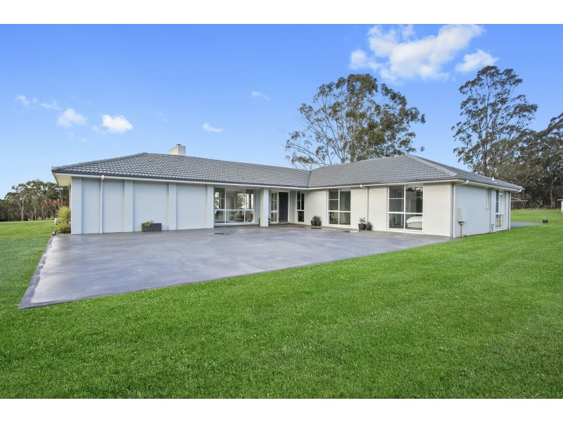 165 Donalds Range Rd, Razorback NSW 2571