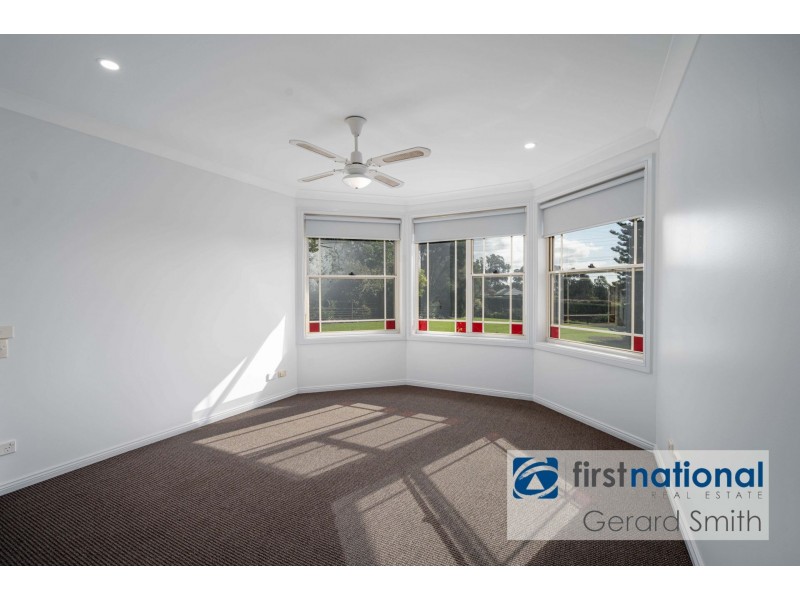130 Burns Rd, Thirlmere NSW 2572