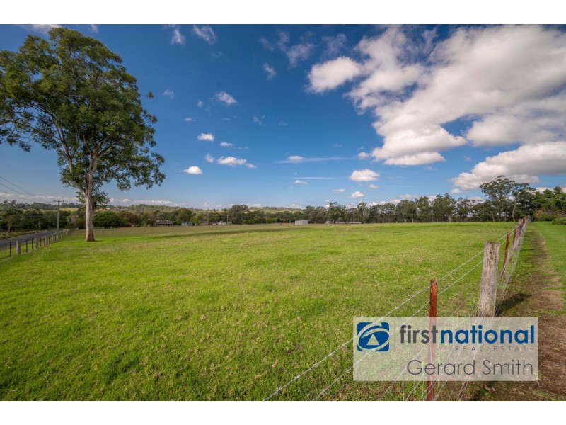 130 Burns Rd, Thirlmere NSW 2572