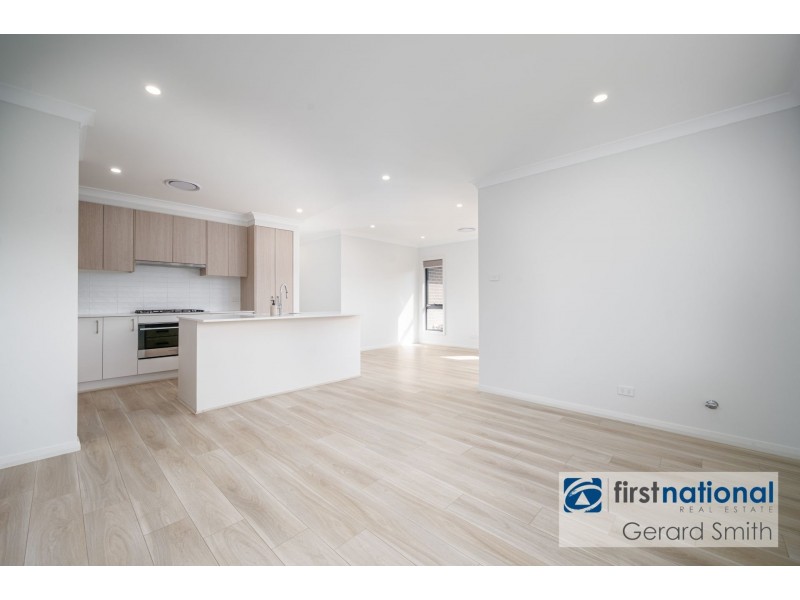 4 Cabrera St, Thirlmere NSW 2572