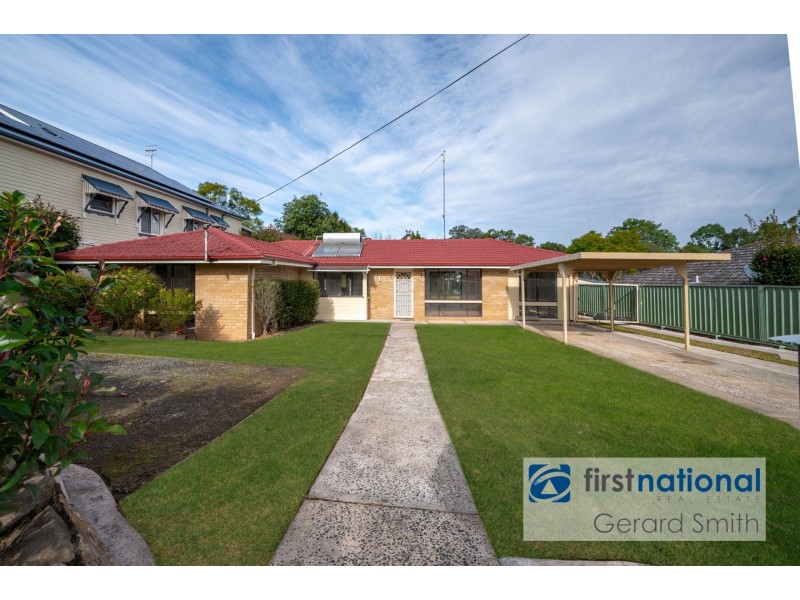 30 Hill St, Picton NSW 2571