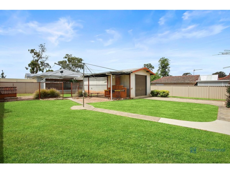 9 King St, Tahmoor NSW 2573