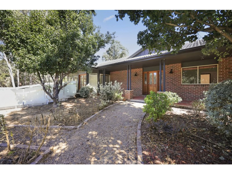 63 Mockingbird Rd, Pheasants Nest NSW 2574