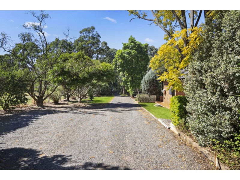 63 Mockingbird Rd, Pheasants Nest NSW 2574