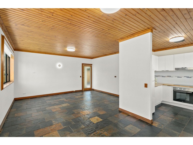 12 Bridge St, Picton NSW 2571