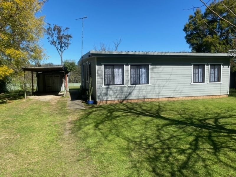 17 Kiandra Cres, Yerrinbool NSW 2575