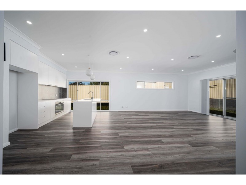 2a Hunter Street, Tahmoor NSW 2573