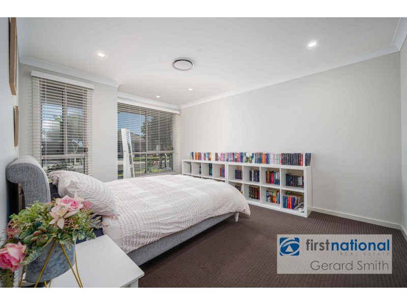 19 Mooney St, Spring Farm NSW 2570