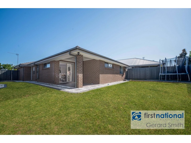 19 Mooney St, Spring Farm NSW 2570