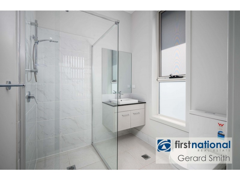 57 Greenacre Dr, Tahmoor NSW 2573