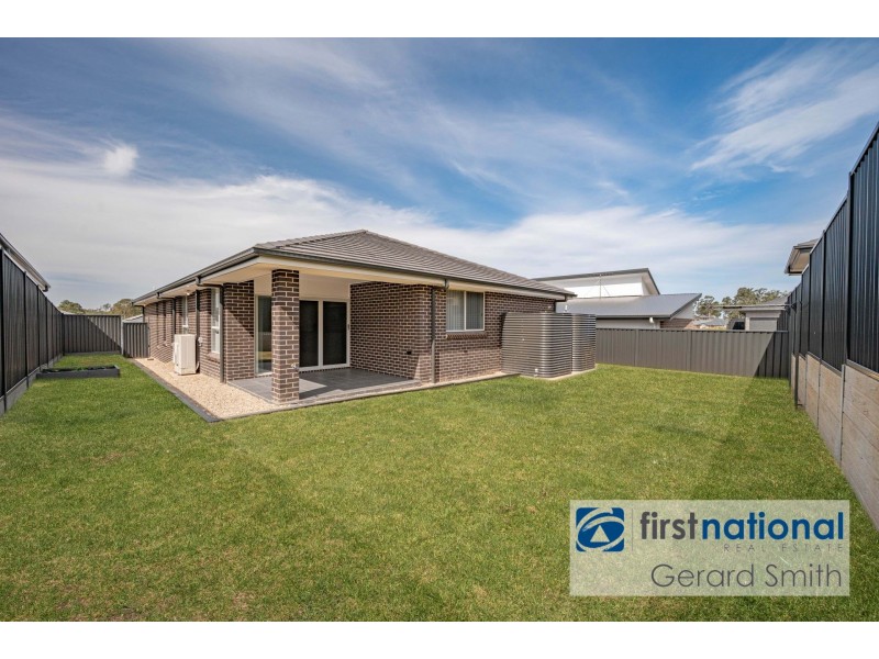 57 Greenacre Dr, Tahmoor NSW 2573