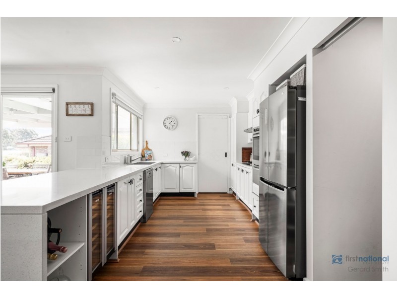 8 Hardwicke St, The Oaks NSW 2570