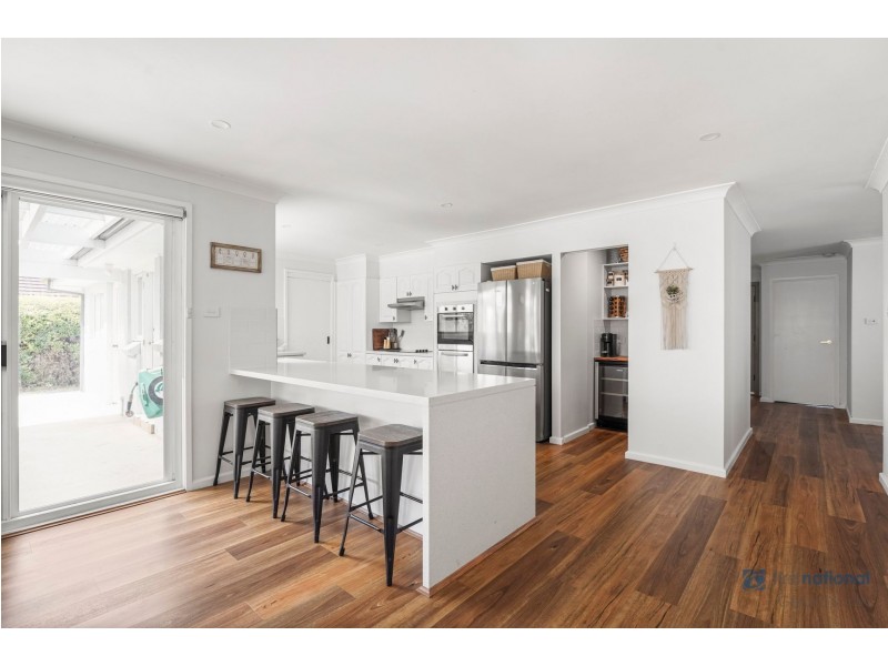 8 Hardwicke St, The Oaks NSW 2570