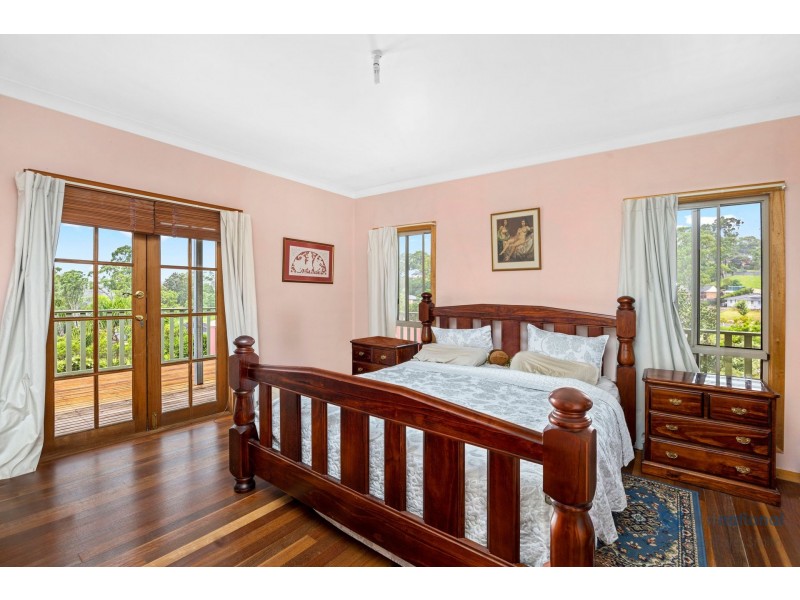 11 Myrtle Creek Avenue, Tahmoor NSW 2573