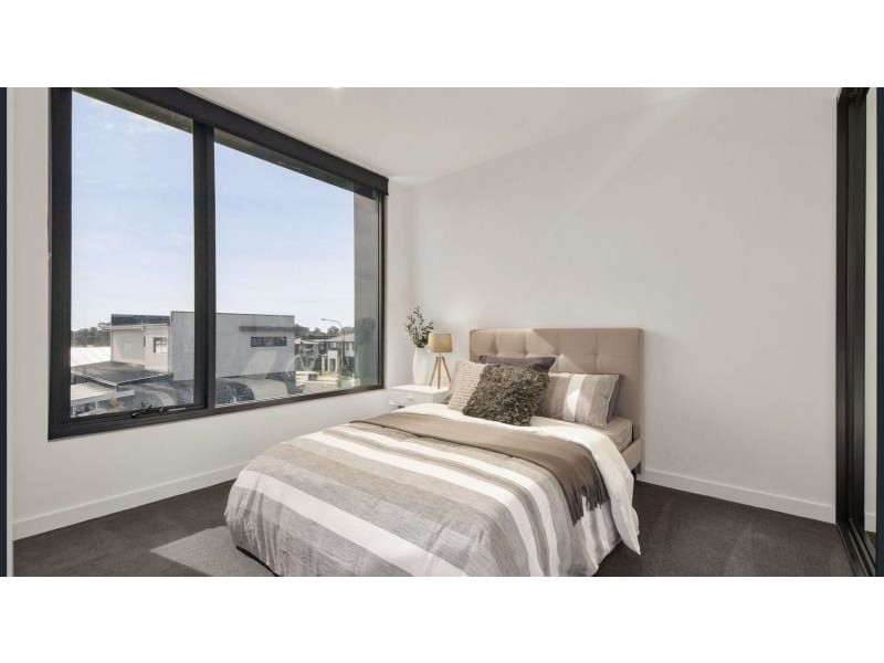 1B Silverton St, Gregory Hills NSW 2557