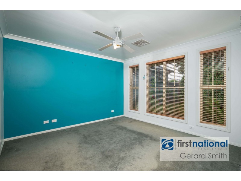 10 Ella St, Hill Top NSW 2575