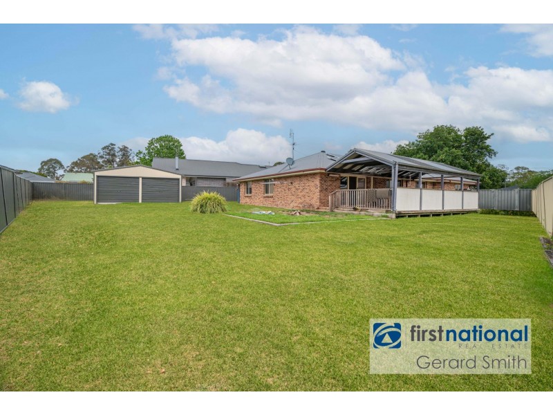 10 Ella St, Hill Top NSW 2575