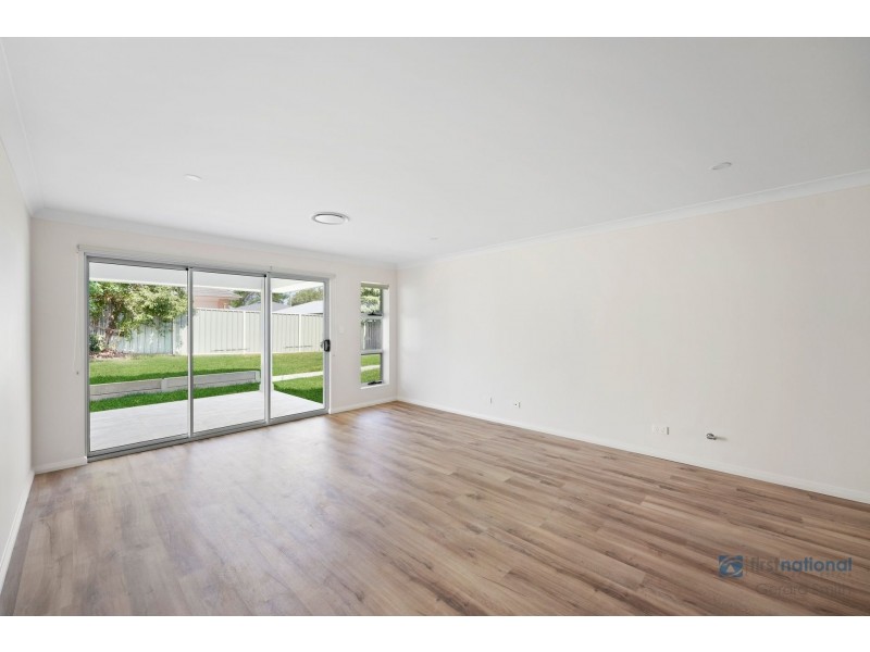 32B Carlton Rd, Thirlmere NSW 2572