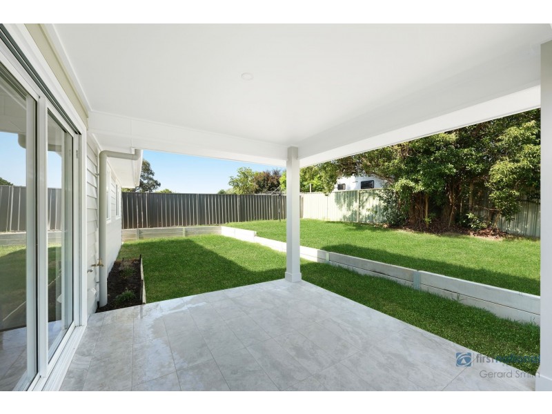 32B Carlton Rd, Thirlmere NSW 2572