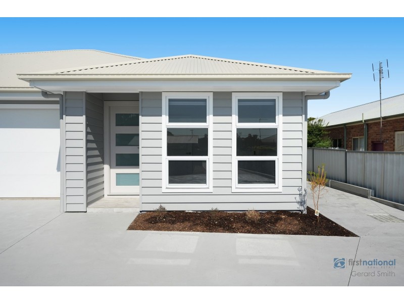 32C Carlton Rd, Thirlmere NSW 2572