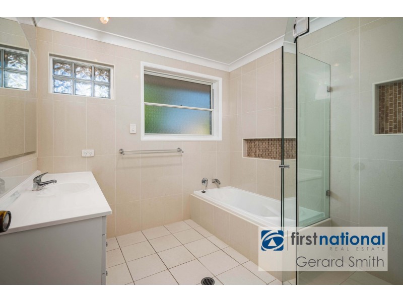 38 King St, Tahmoor NSW 2573