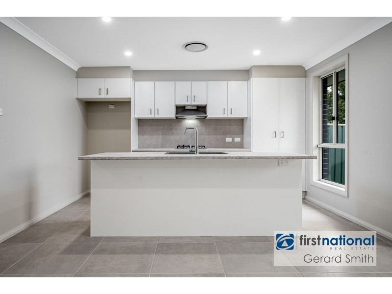 11B North St, Thirlmere NSW 2572