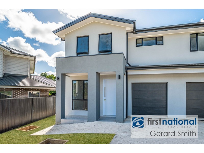 32 Saddlers Cl, Tahmoor NSW 2573