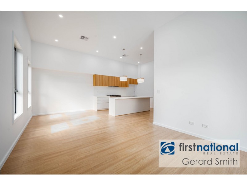 32 Saddlers Cl, Tahmoor NSW 2573