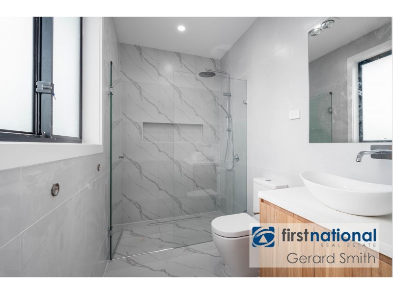 32 Saddlers Cl, Tahmoor NSW 2573