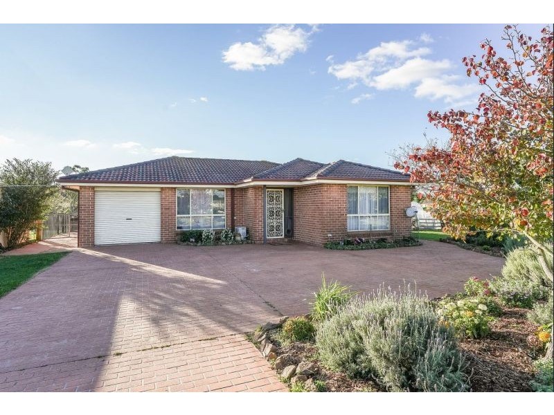 76 Maclura Dr, Marulan NSW 2579