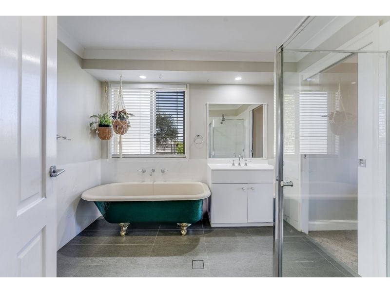 76 Maclura Dr, Marulan NSW 2579